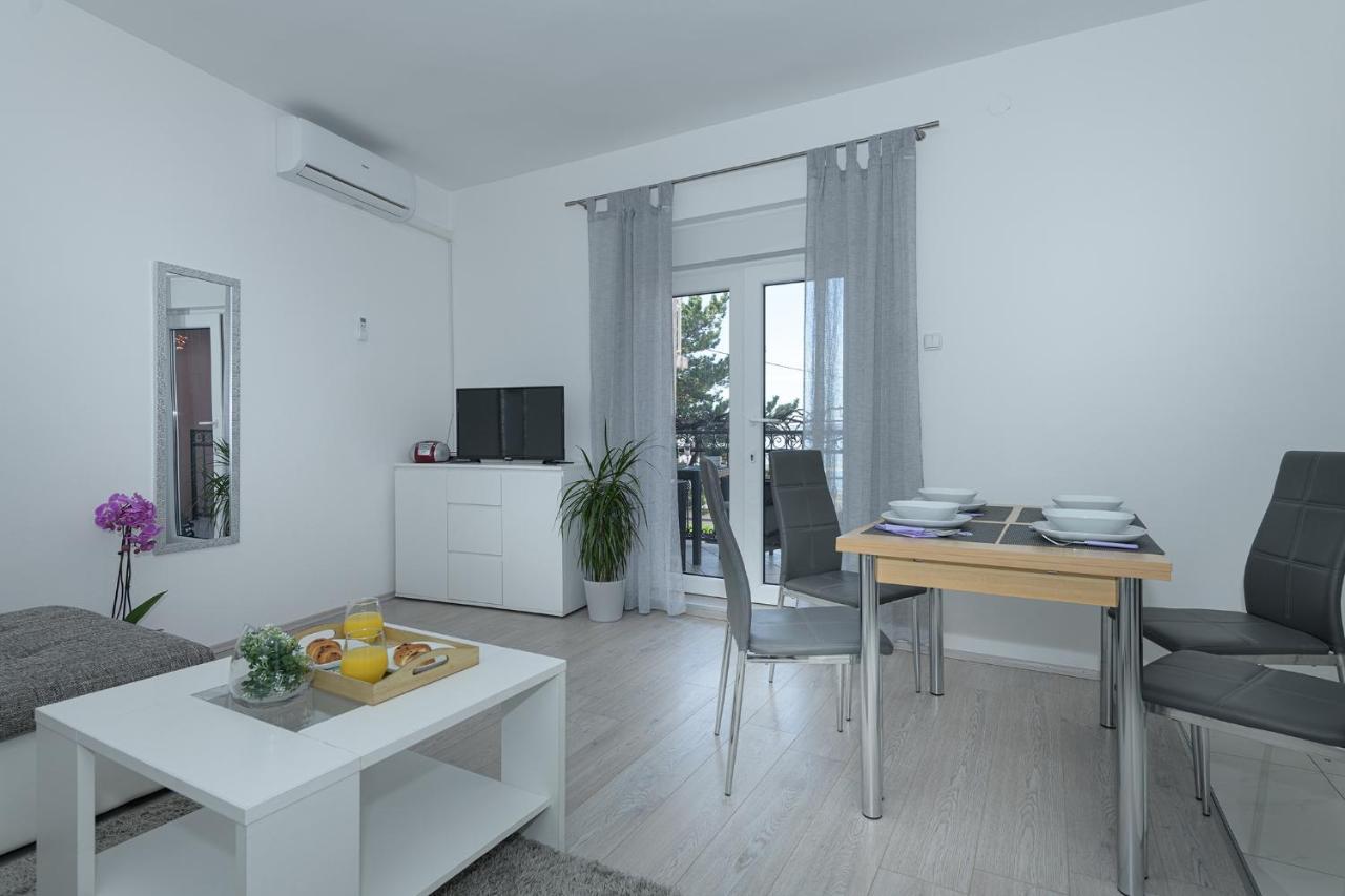 Apartmani Tena Selce Εξωτερικό φωτογραφία