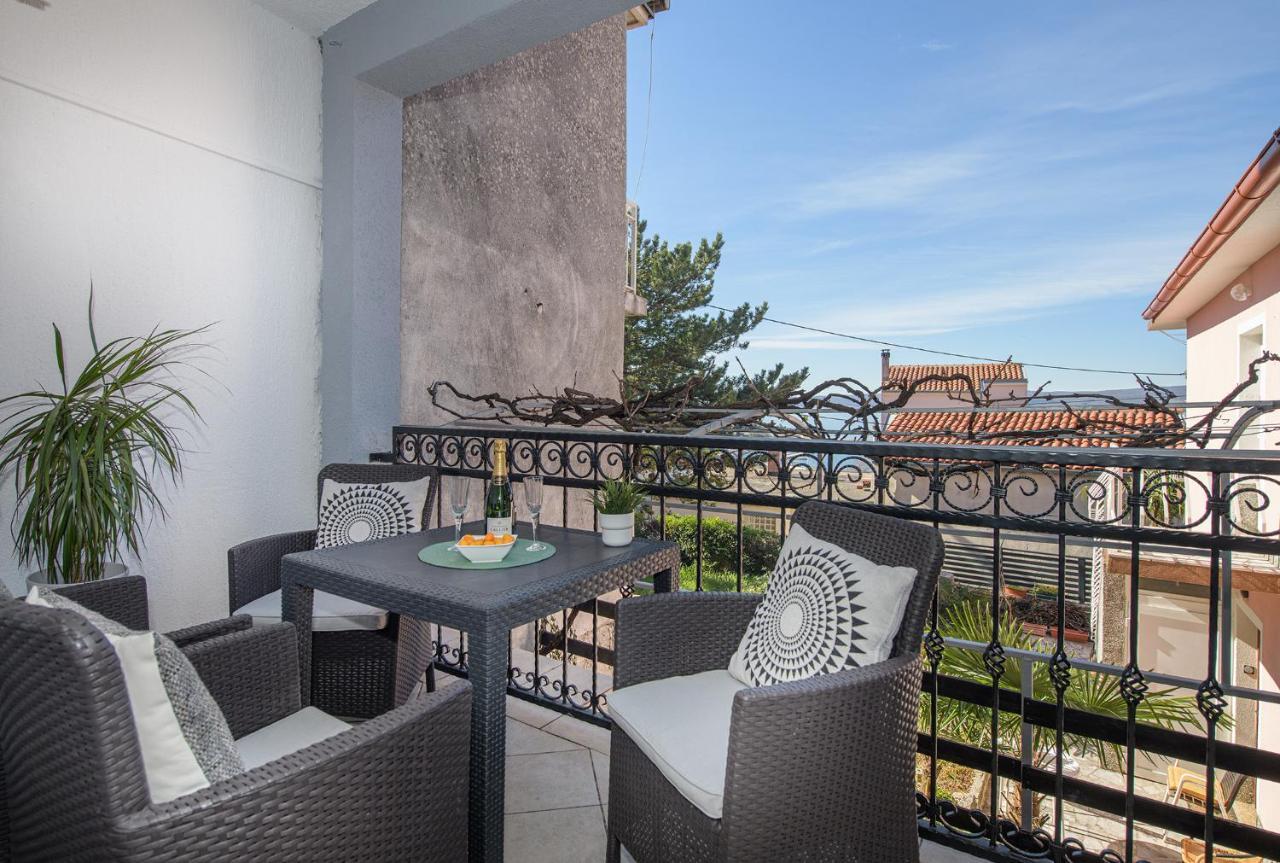 Apartmani Tena Selce Εξωτερικό φωτογραφία