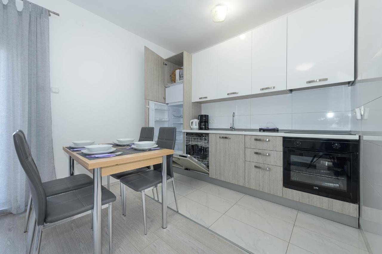 Apartmani Tena Selce Εξωτερικό φωτογραφία