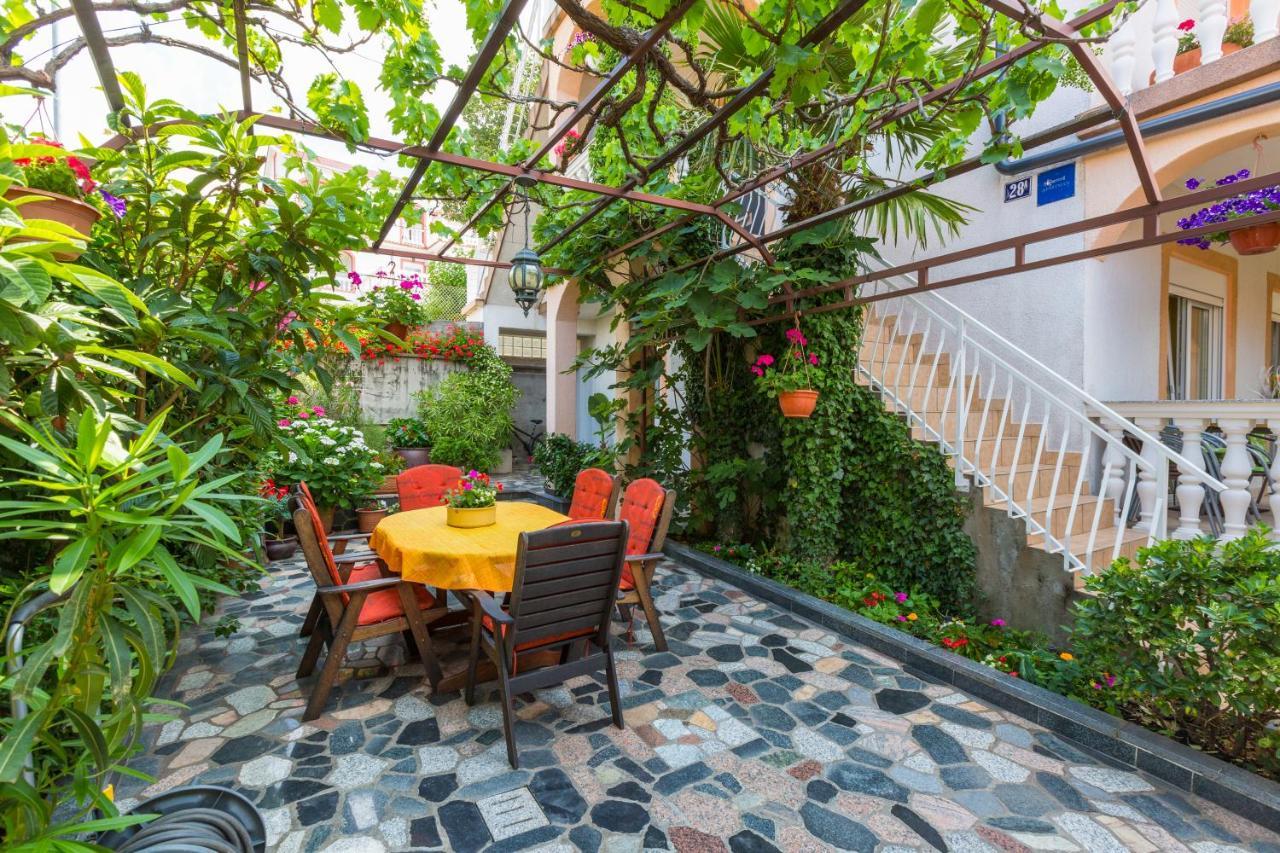 Apartmani Tena Selce Εξωτερικό φωτογραφία