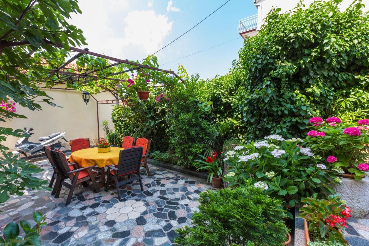 Apartmani Tena Selce Εξωτερικό φωτογραφία